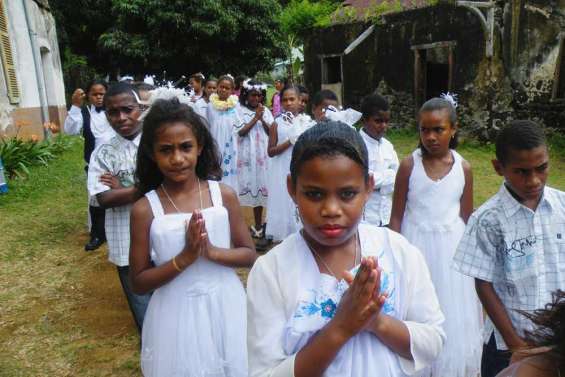 Un dimanche de communions