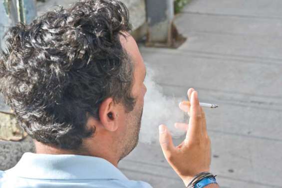 Le tabac coûte 8 milliards