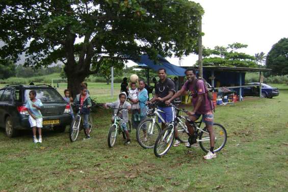 Samedi sportif à Népou