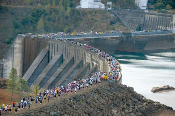À l'assaut du barrage