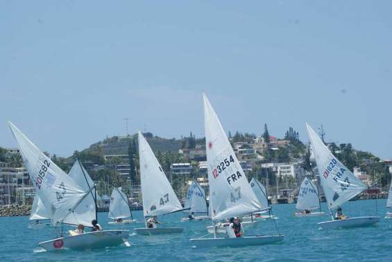 Affluence à la base navale
