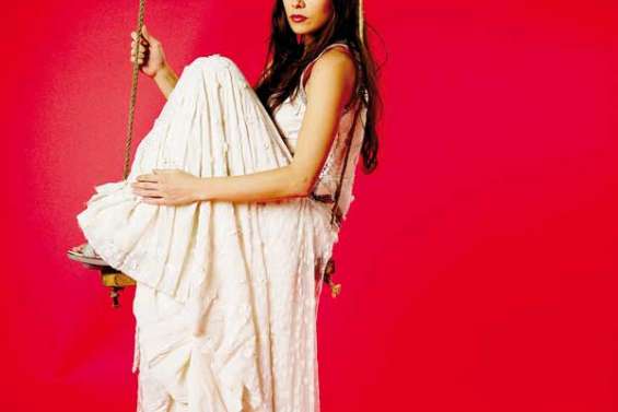 Olivia Ruiz : « Je veux rencontrer les Calédoniens »