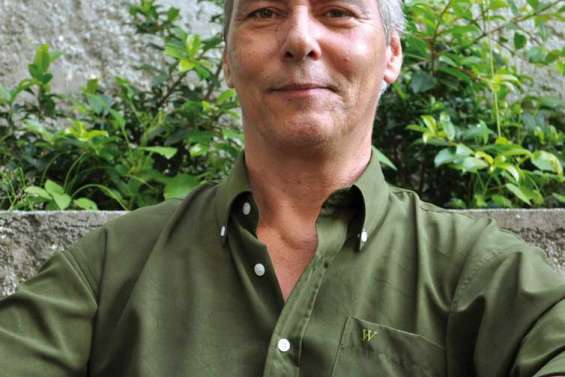 « C'est l'audimat qui fait et défait l'information… et le journalisme »