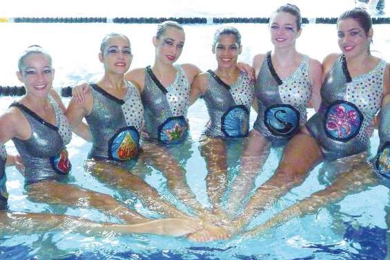 Des paillettes sur les maillots !