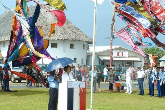 Quand la coutume fête l'Etat