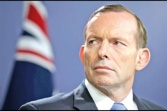 Tony Abbott baisse le courant