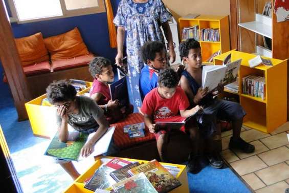 La bibliothèque prend des vacances