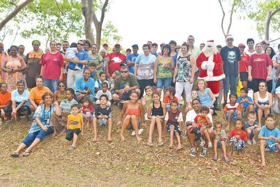 Les agents communaux à la plage