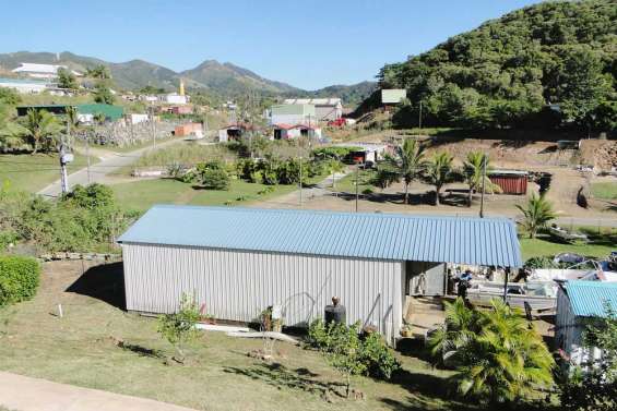 Industries : c'est la zone !