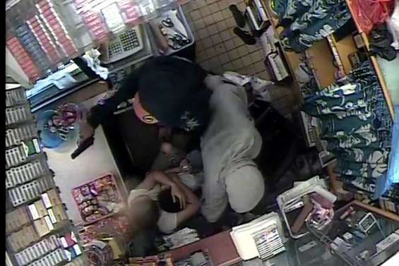 Braquage dans une épicerie