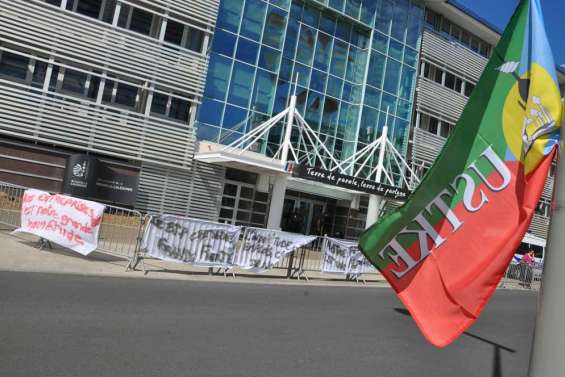 105 licenciements chez Colas NC