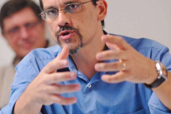 « Une double trahison »