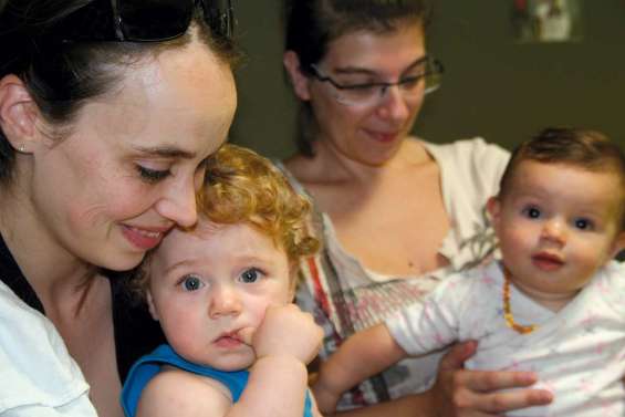 Les mamans boudent SOS allaitement