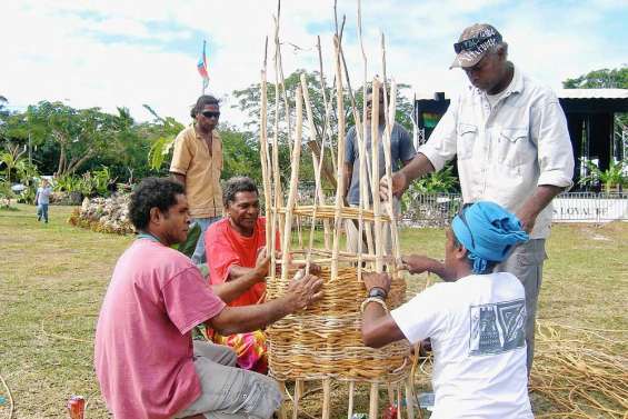 Deux jours de fête  à Mucaweng