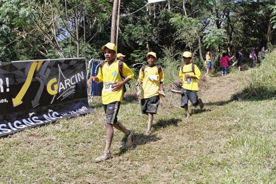 Laura-Boula survole la Transcal