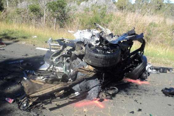 Trois morts dans un choc frontal 