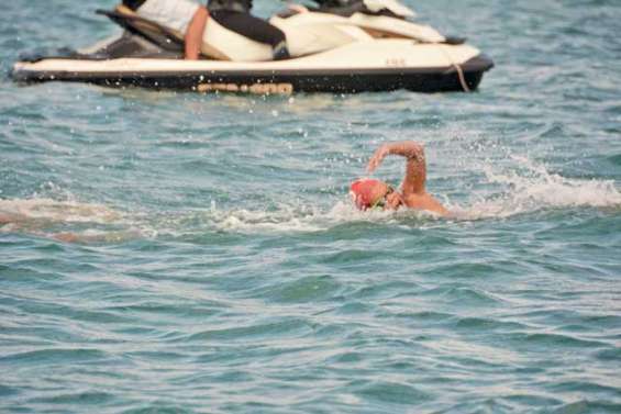 Hugo Savignac s'impose dans les vagues de la Traversée