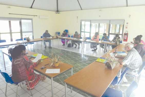 Un Salon de l'emploi en août