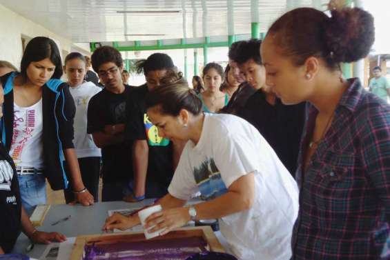 Sous le signe des langues maternelles