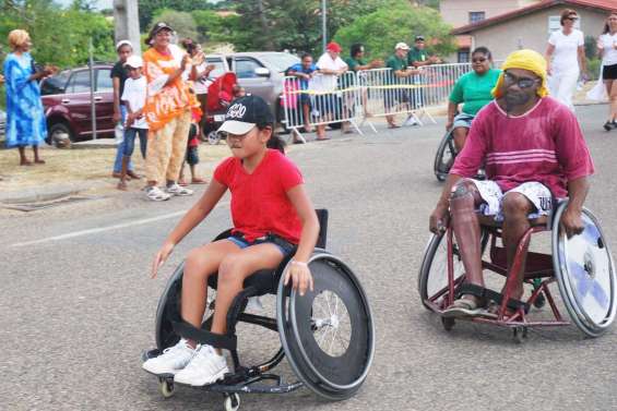 Des filles pour la bonne cause