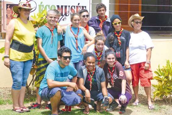 Des scouts nouméens en vadrouille