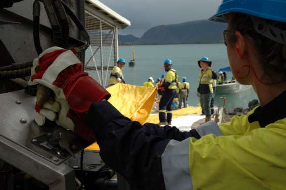 Fausse pollution à Vavouto