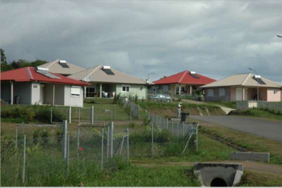 115 villas sur terres coutumières