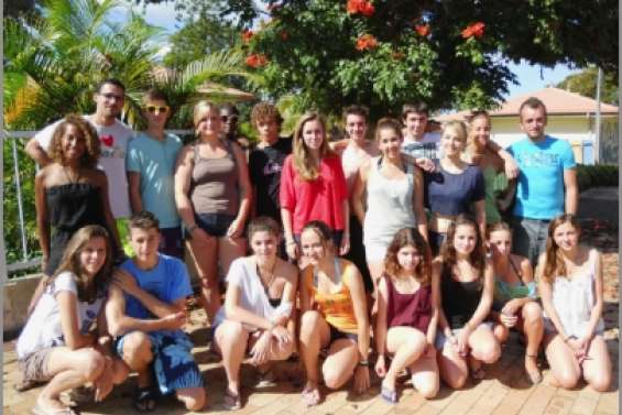 Le collège Djiet  vide les greniers