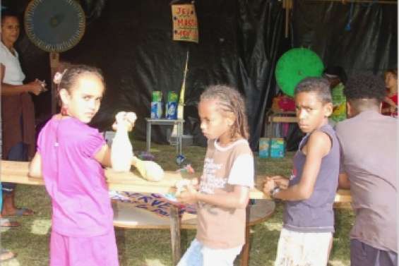 Les voyageurs en kermesse