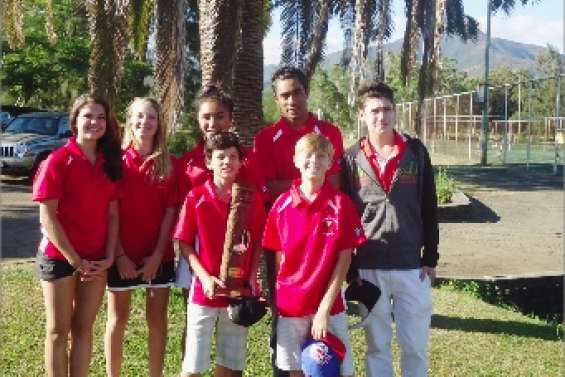 Tina conserve son titre