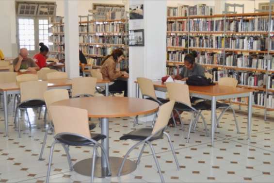 Un bouquin sur le pouce