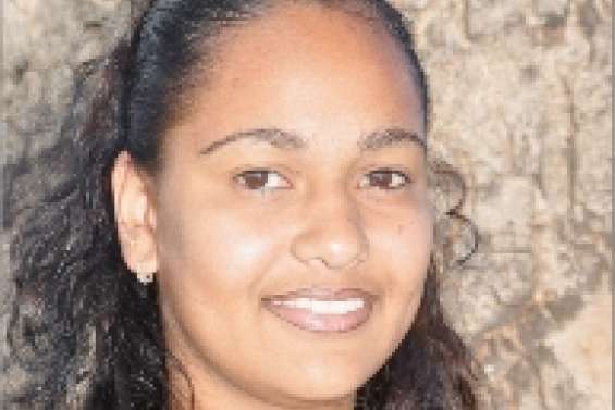 Neuf pour une couronne