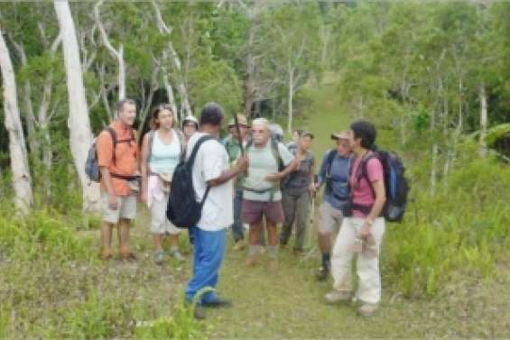 La tribu de Table-Unio prend soin des visiteurs