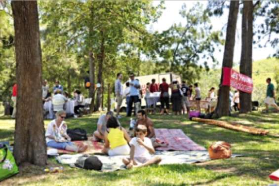 Les Nouvelles au soleil