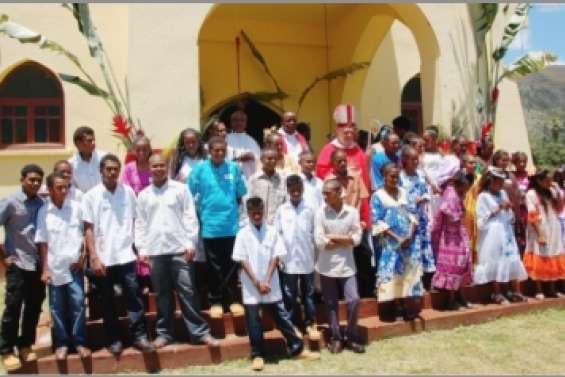 Trente-huit jeunes  affirment leur foi