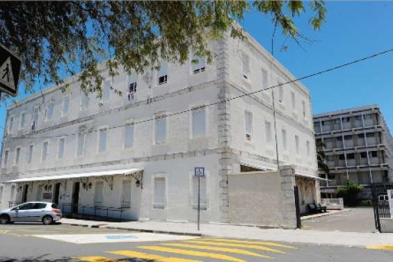 La carence ne passe pas