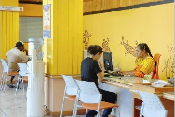 Aircal rogne sur le social