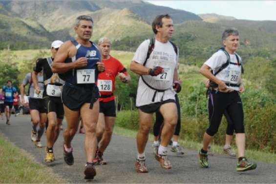 Un sommet de participants