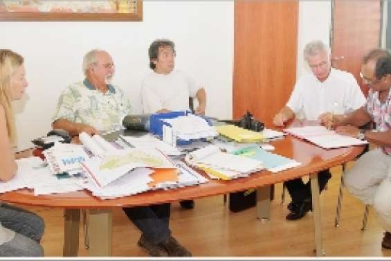 Vaste pôle commercial en vue