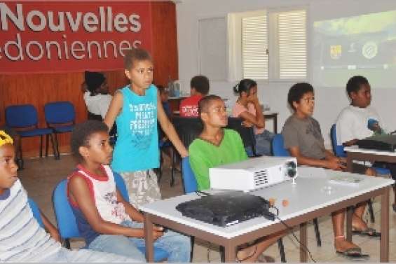 Trois basketteuses  à Melbourne