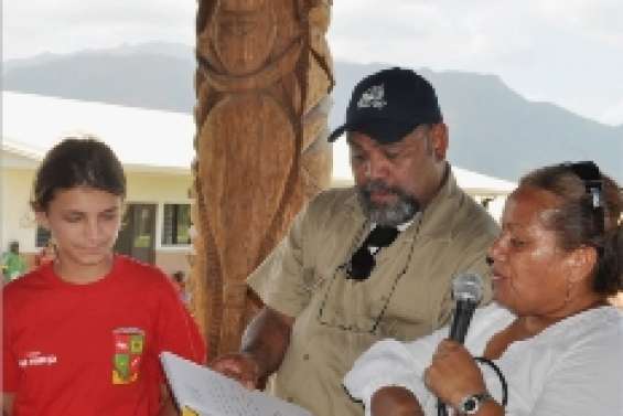 Remise de diplômes  au collège Essau-Voudjo