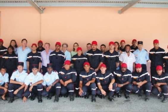 Les pompiers  prennent du grade