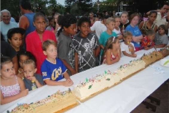 Des bûches  et des cadeaux