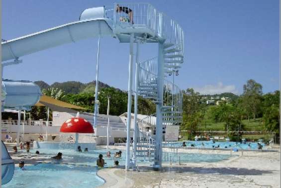 Le toboggan  toujours ouvert