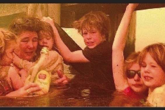 Courte accalmie sur le front