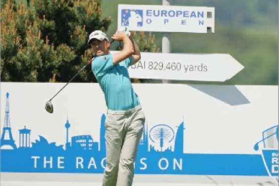 Cévaër pas mieux  que Woods et McIlroy