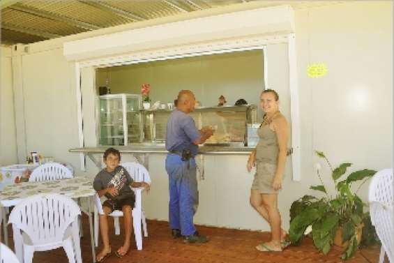 Un snack qui tombe à pic