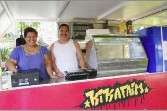 Chez les Fogliani, je demande la fille