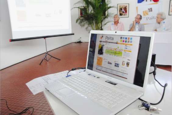 Le village se remet au clic