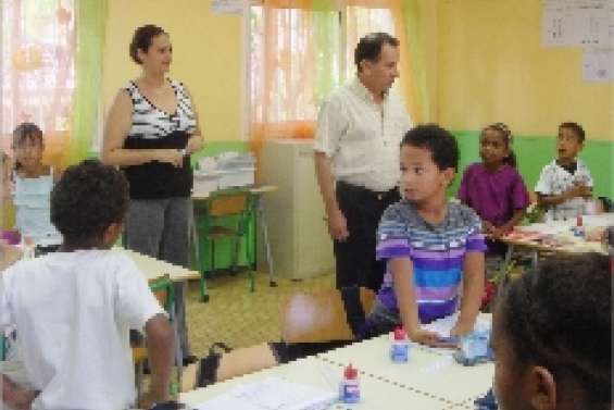 Le maire à l'école